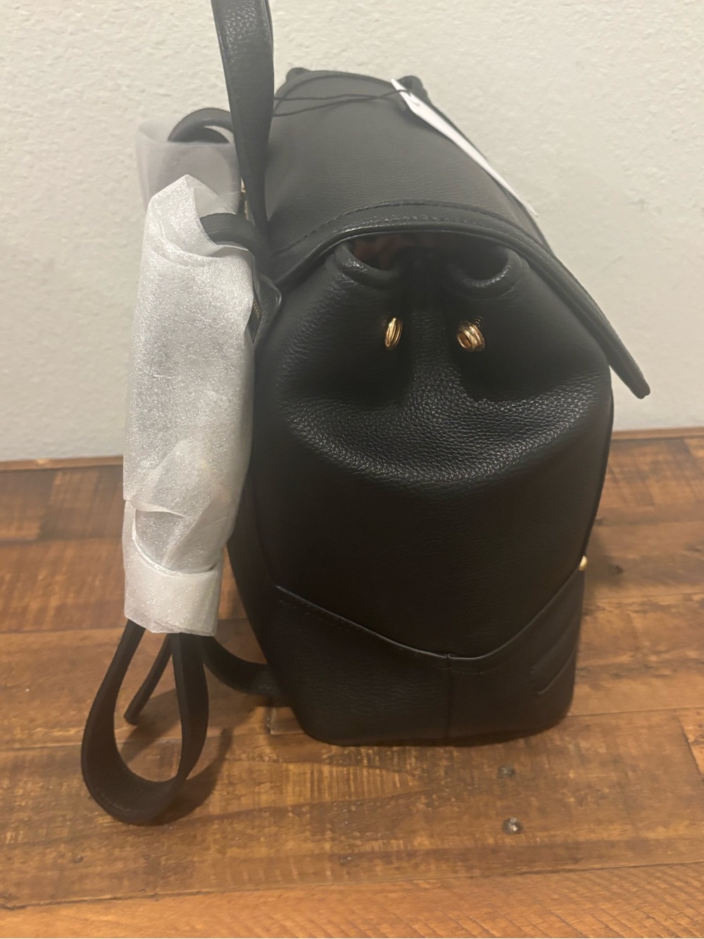 Love Moschino Black Pebbled Leather Backpack with Gold Logo - Picture 3 of 7